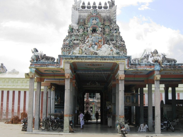 Keezhvelur Gopuram